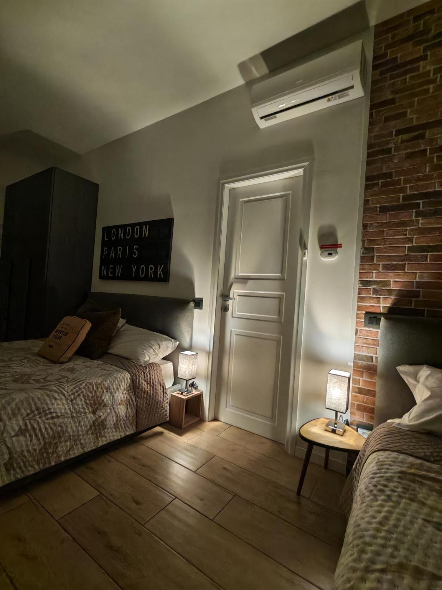 Mc Fly Rooms Malpensa Airport Gallarate Kültér fotó