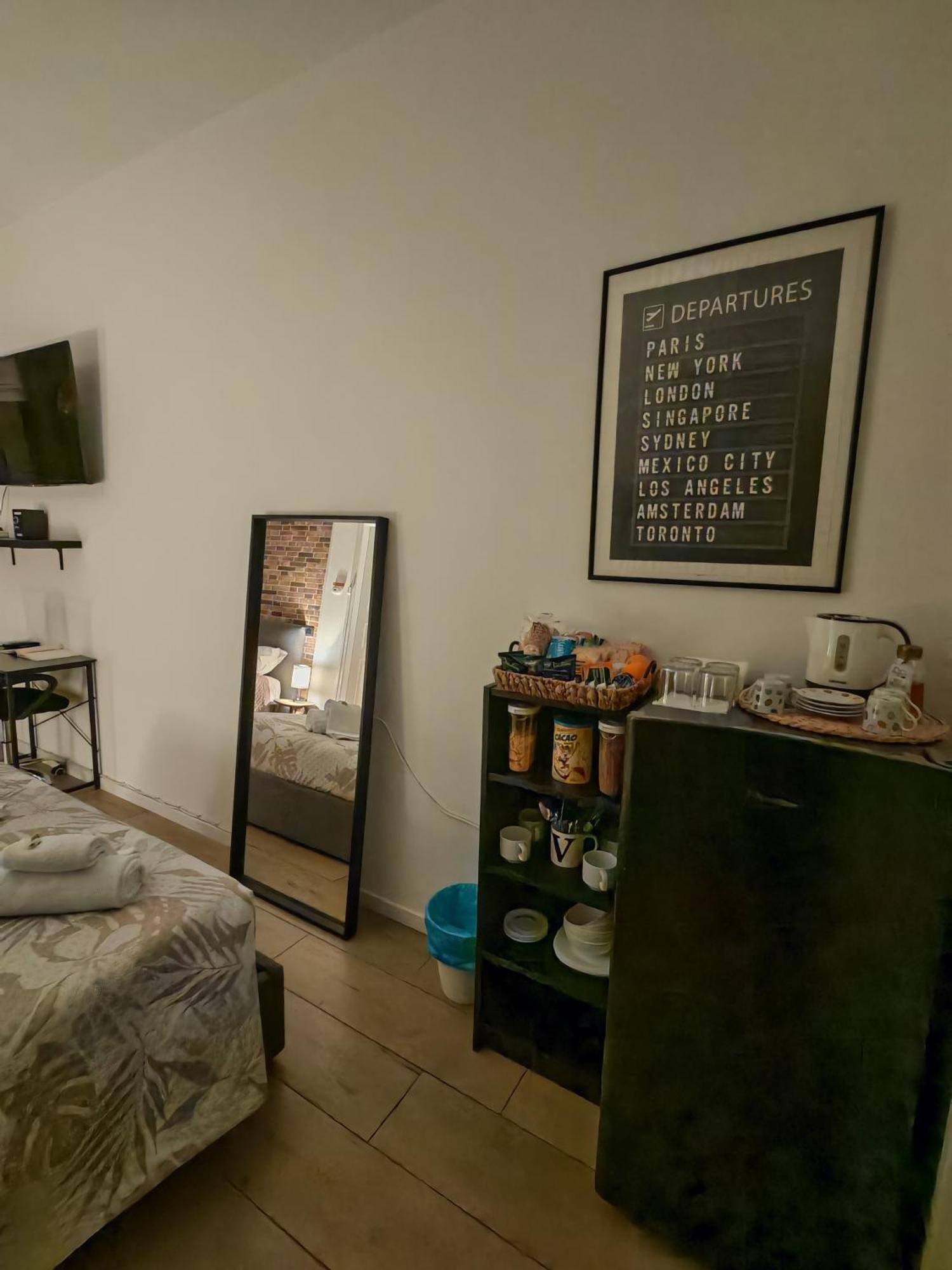 Mc Fly Rooms Malpensa Airport Gallarate Kültér fotó