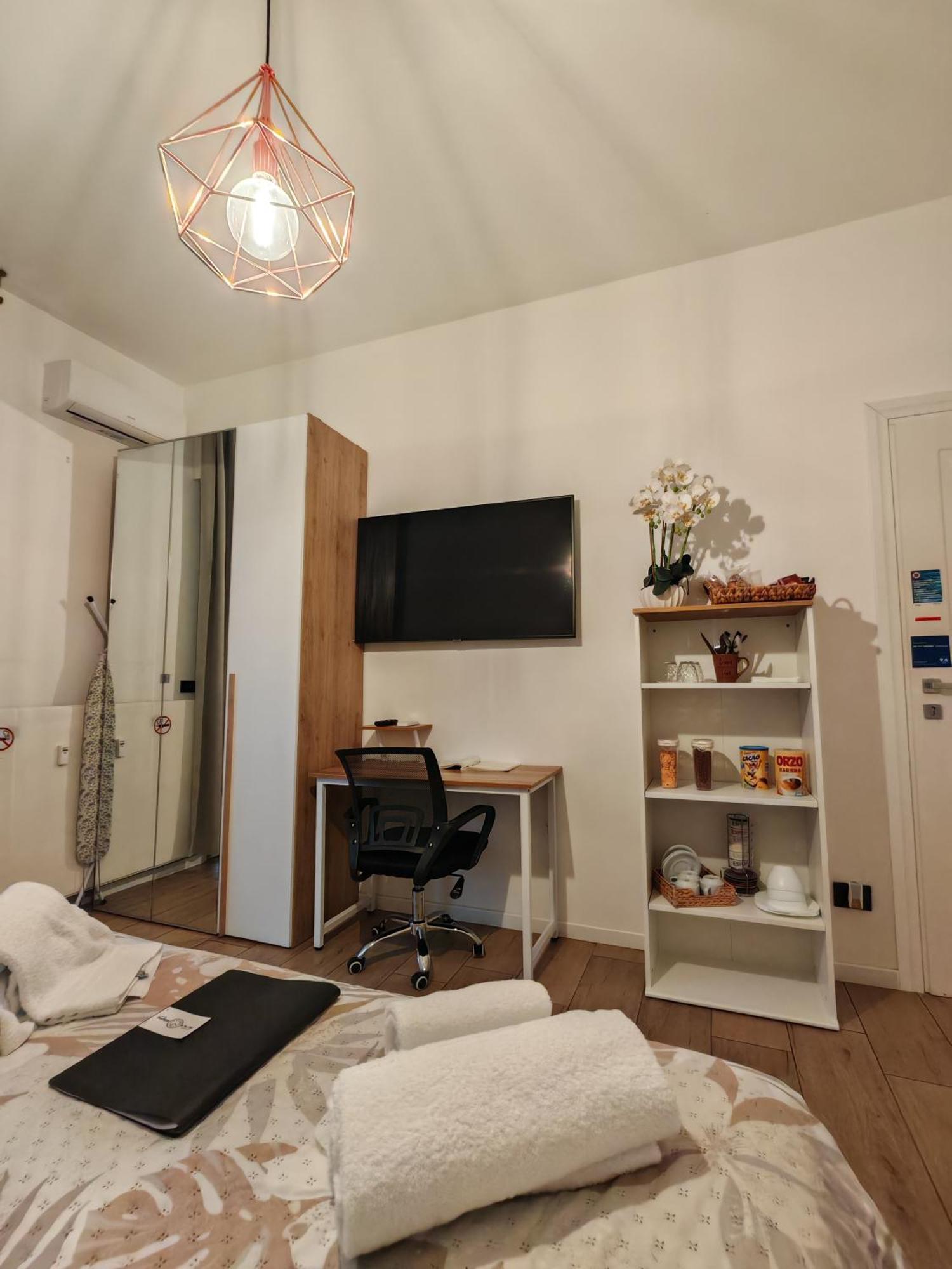Mc Fly Rooms Malpensa Airport Gallarate Kültér fotó